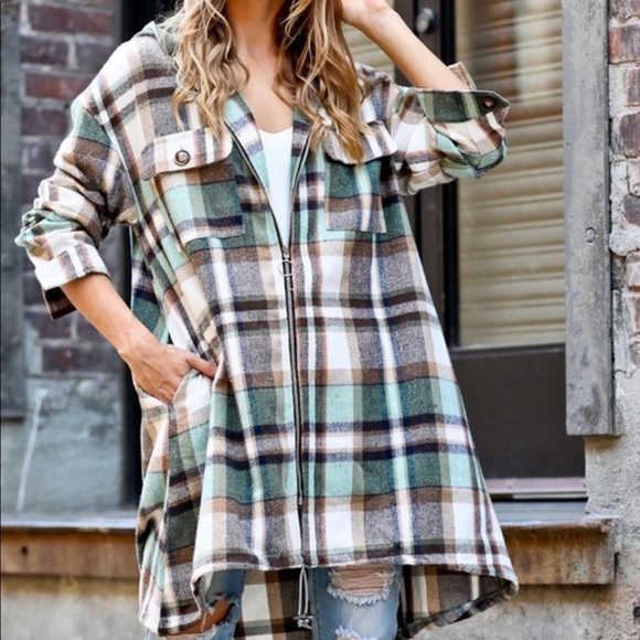 1 Left!! SO CUTE! Multi-Color Plaid Jacket w/a Zipper - Picture 2 of 7